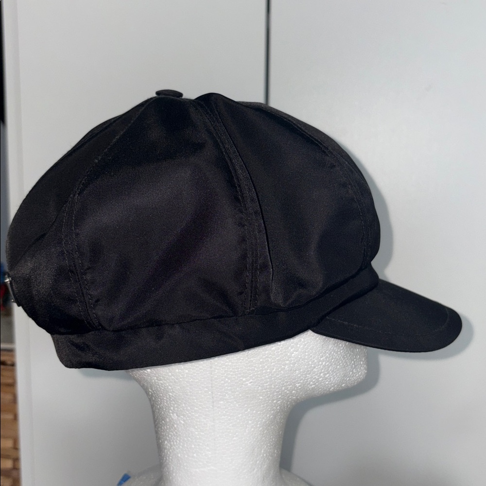 Prada Black Re-Nylon Newsboy Cap - Mine & Yours, size XL. UNISEX. One flaw. - Picture 12 of 17